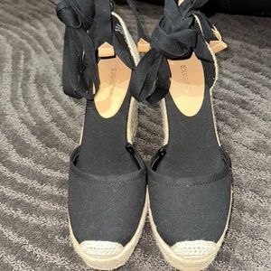Black Express Espadrille Lace-Up Wedge Sz 8
